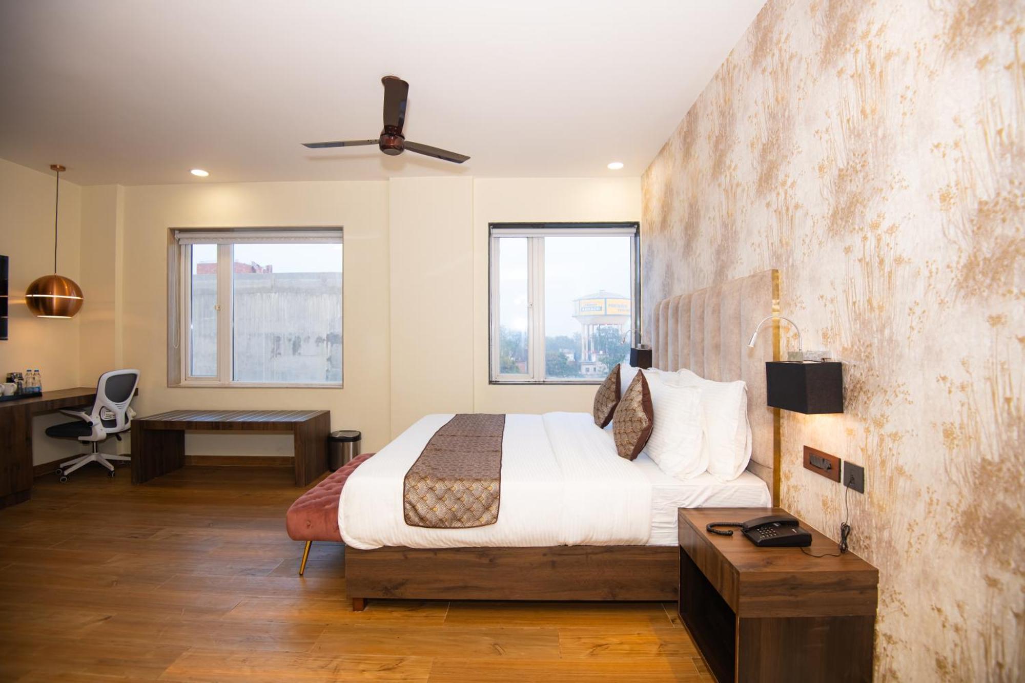 Hotel Avadh Classio Near By Ram Mandir Faizabad Exterior photo