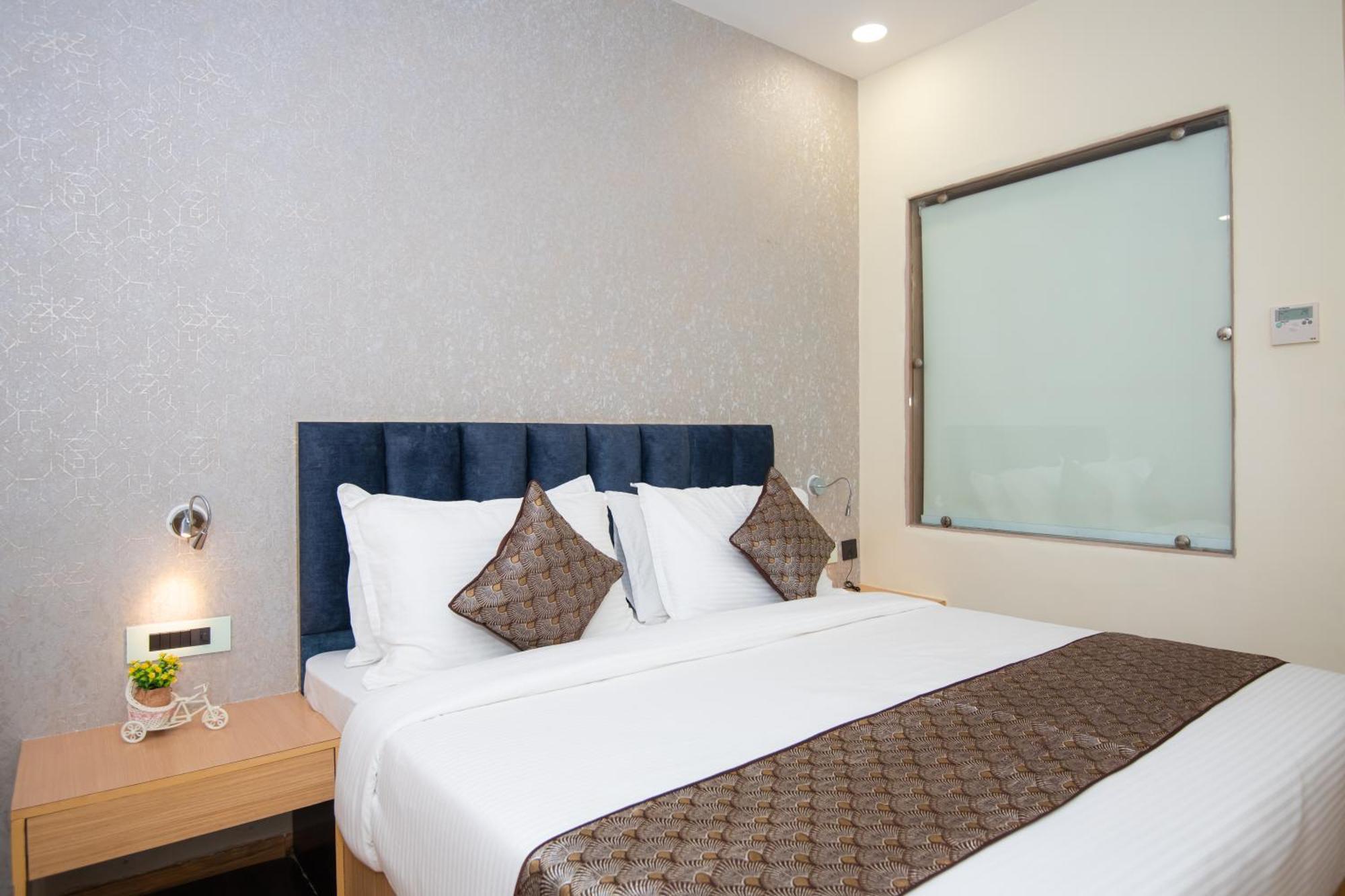 Hotel Avadh Classio Near By Ram Mandir Faizabad Exterior photo